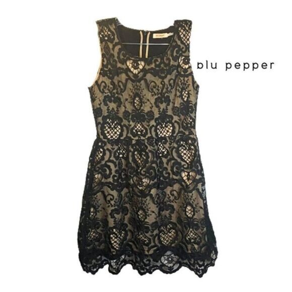 blu pepper Women's Sleeveless Scalloped Hem Black Floral Lace Mini Dress - Picture 1 of 6